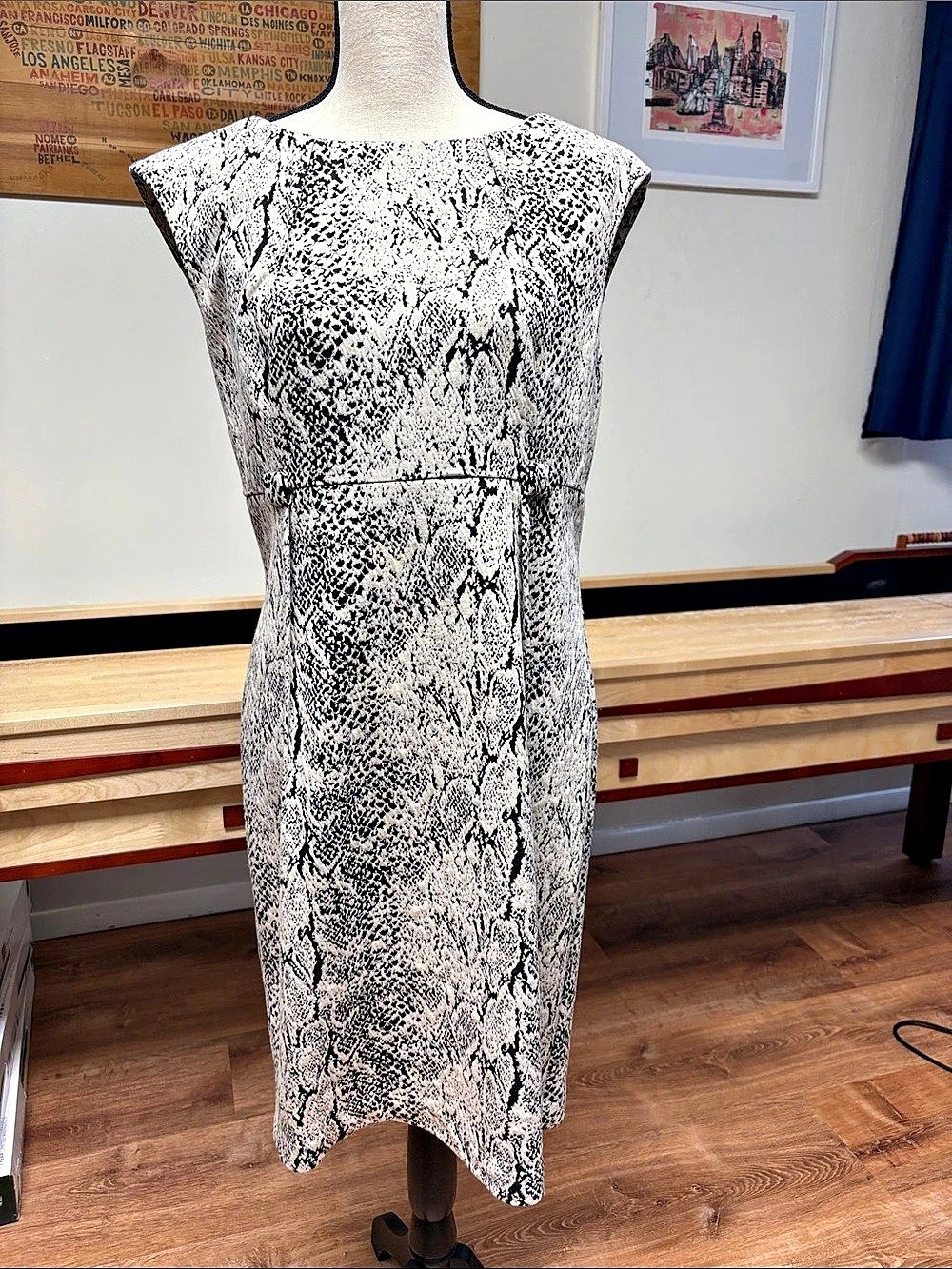 Calvin Klein Animal Print Midi Dress Size 12 Like New